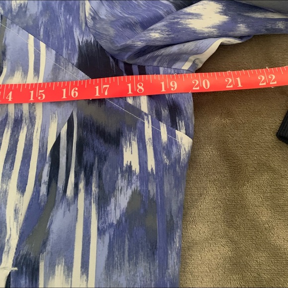 Athleta bomber style lightweight jacket size M - Picture 3 of 6